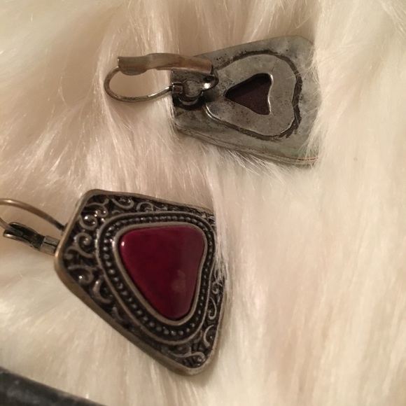 Necklace and earring set - Picture 3 of 4